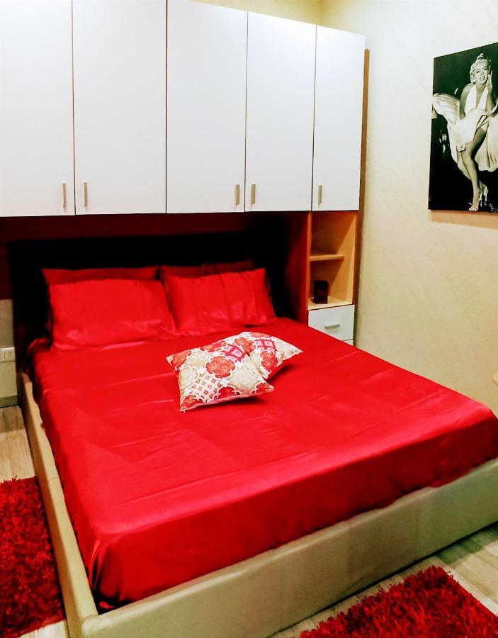 Napoli Pop Toledo Apartment Bagian luar foto